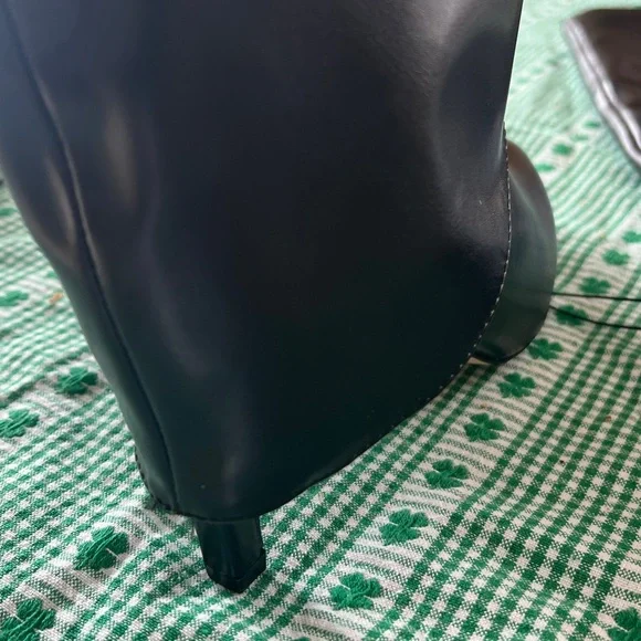 NWT Bebe Black Heeled Boots with Logo Detail. Unique with covered heel. Size 8. - Picture 11 of 12